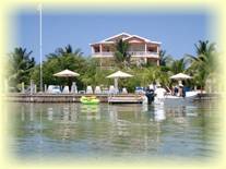 Iguana Reef Inn